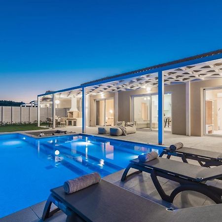 Spartakos Luxury Villa 2 Koukounaria ภายนอก รูปภาพ