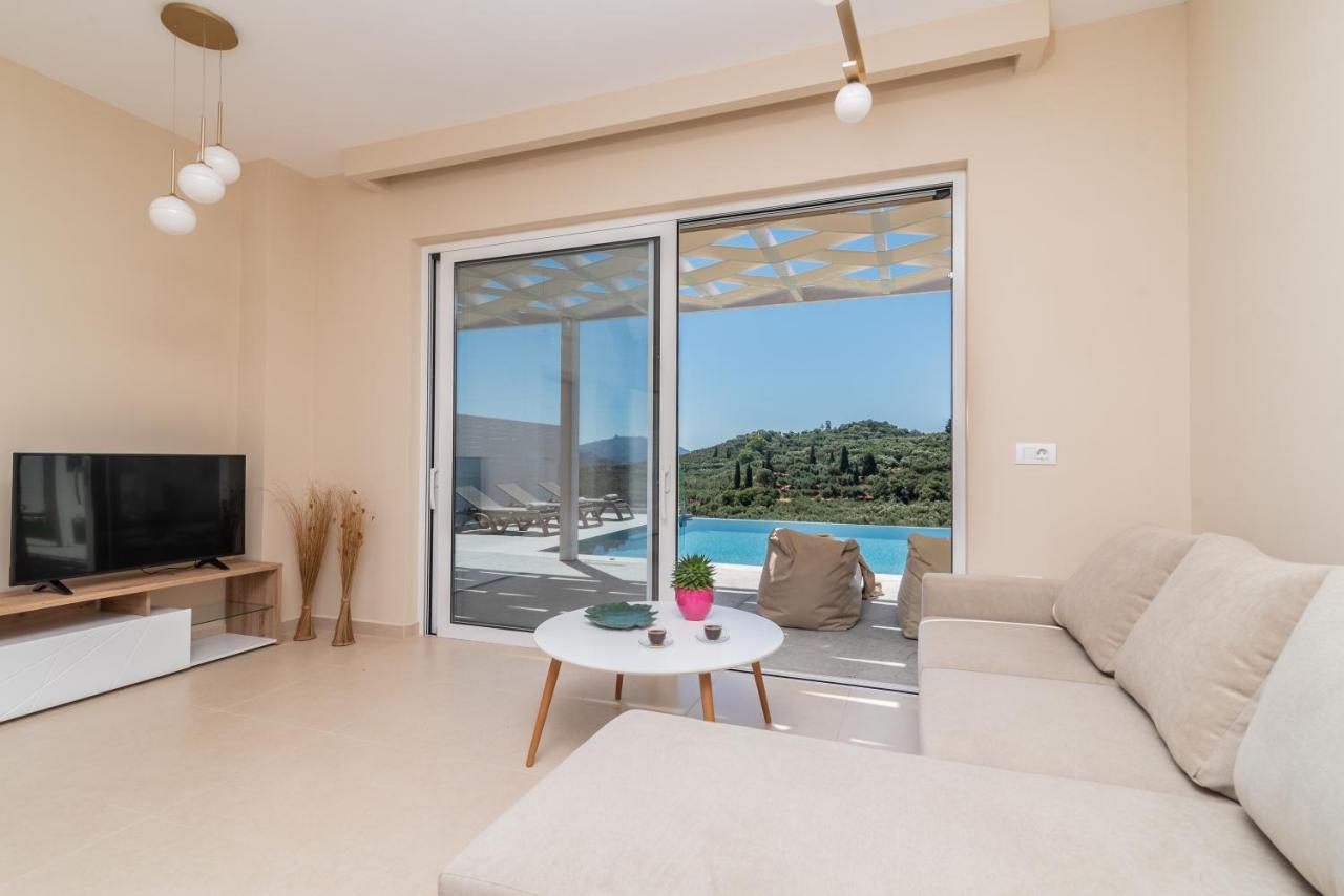 Spartakos Luxury Villa 2 Koukounaria ภายนอก รูปภาพ