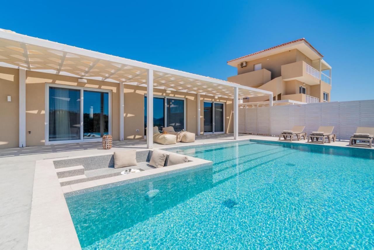 Spartakos Luxury Villa 2 Koukounaria ภายนอก รูปภาพ